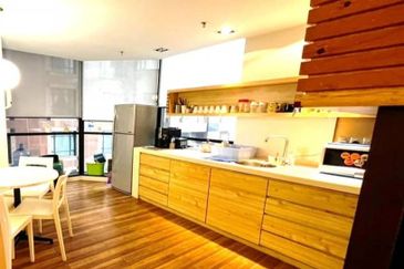 Menara HLX (formerly Menara HLA)