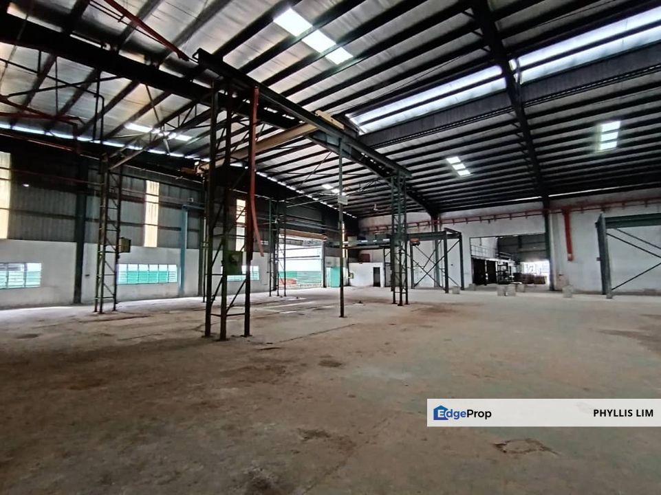 Freehold factory with office and hostel for sale in Rawang Perdana, Selangor, Rawang