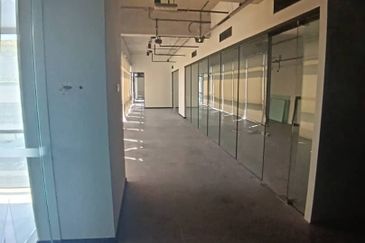 Partially fitted office in Menara Mustapha Kamal, PJ Trade Centre