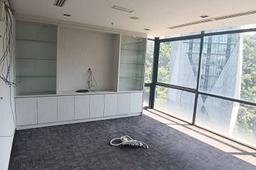 Partially fitted office in Menara Mustapha Kamal, PJ Trade Centre