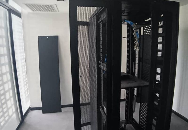 Partially fitted office in Menara Mustapha Kamal, PJ Trade Centre