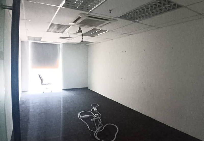 Partially fitted office in Menara Mustapha Kamal, PJ Trade Centre