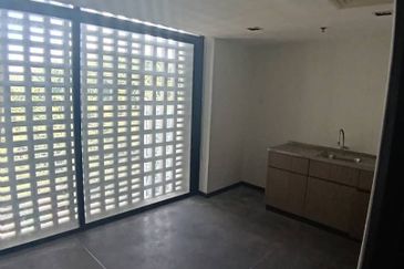 Partially fitted office in Menara Mustapha Kamal, PJ Trade Centre