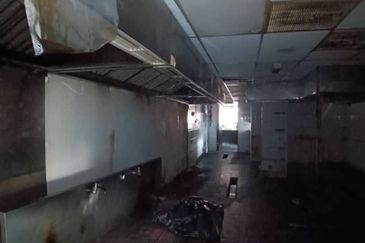 Fitted F&B space on the ground floor in DC Mall, Damansara Heights