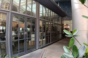 Fitted F&B space on the ground floor in DC Mall, Damansara Heights