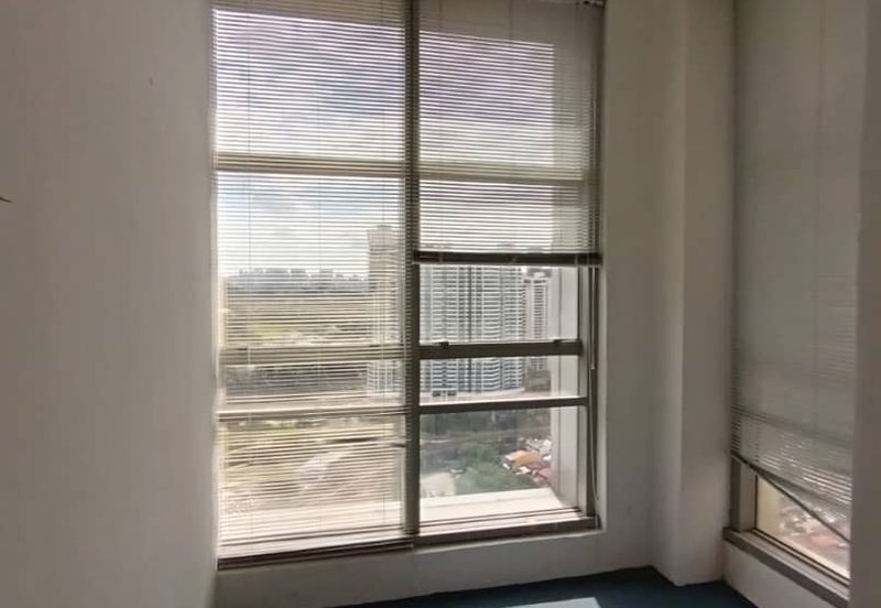 Menara Raja Laut (Menara Eon Bank)