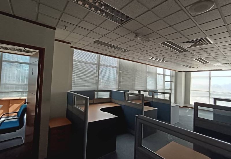 Menara Raja Laut (Menara Eon Bank)