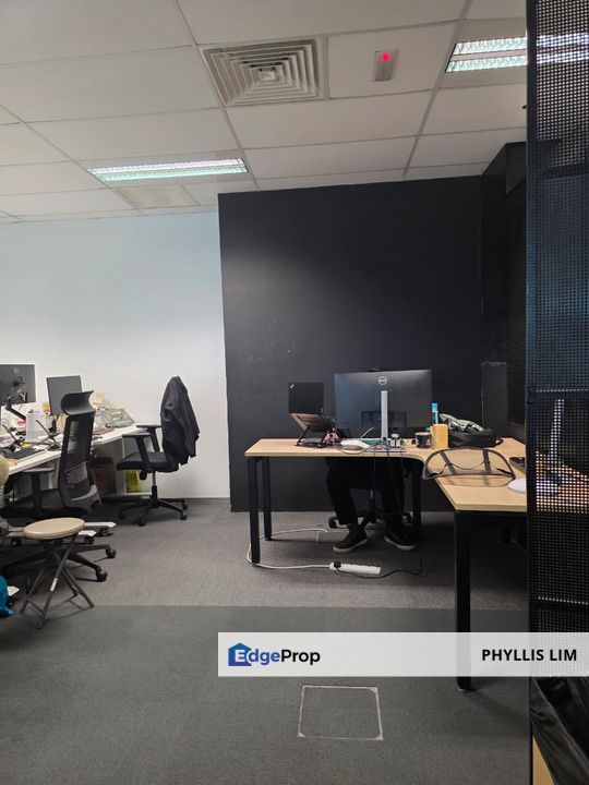 Good buy office unit at Q Sentral, steady rental income & next to transportation hub, Kuala Lumpur, KL Sentral