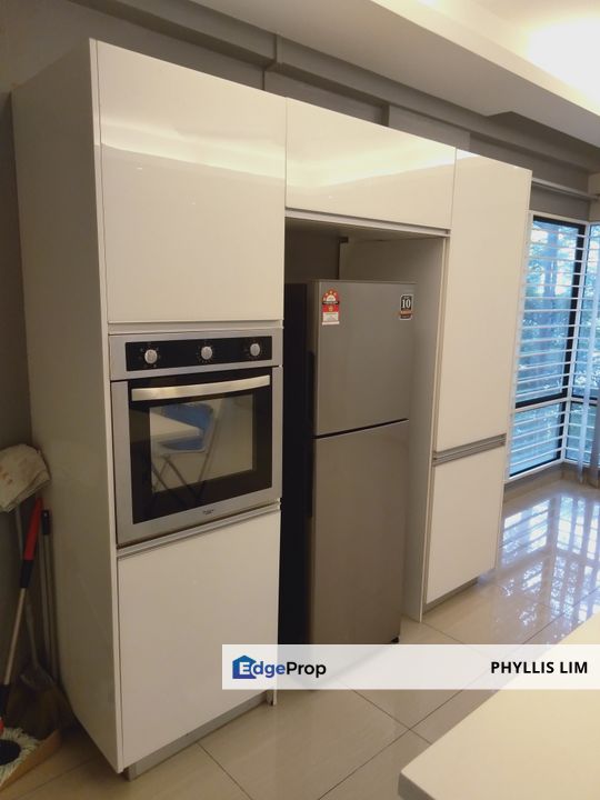 Bright corner unit in Laman Ara Utama, near to amenities & shopping malls, Selangor, Kayu Ara