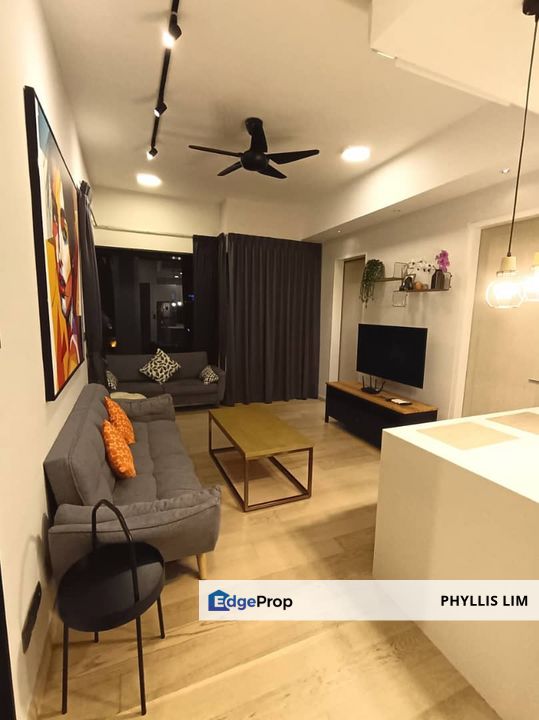 High floor fully furnished unit in Star Residences, Kuala Lumpur, KL City