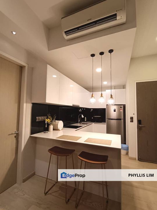 High floor fully furnished unit in Star Residences, Kuala Lumpur, KL City