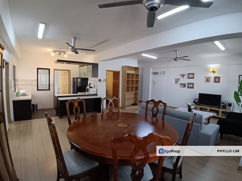 Very good buy renovated, fully furnished unit at Pelangi Astana, near to MRT & amenities, Selangor, Bandar Utama