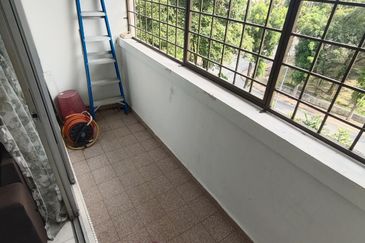 Pangsapuri Desa Subang