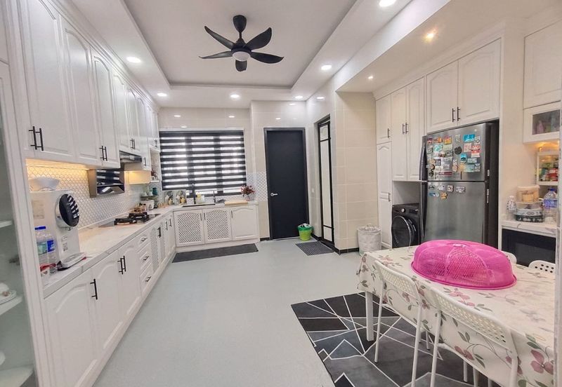 Hevea Elmina Gardens