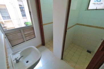 Seri Maya Condominium