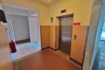 Seri Maya Condominium