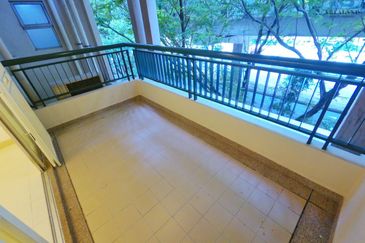 Seri Maya Condominium