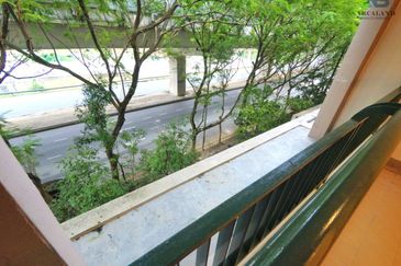 Seri Maya Condominium