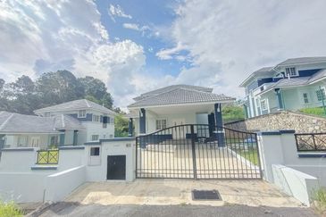 Desa Pinggiran Putra