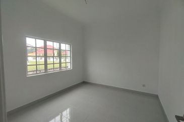 Desa Pinggiran Putra