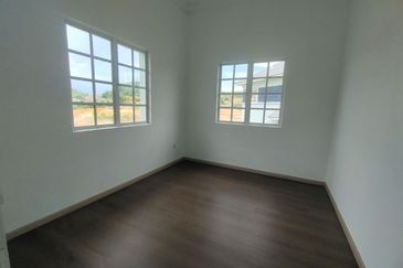 Desa Pinggiran Putra