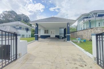 Desa Pinggiran Putra