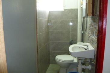 Taman Taynton (Taynton View)