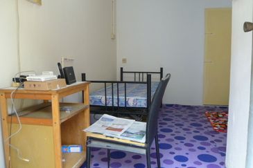 Taman Taynton (Taynton View)