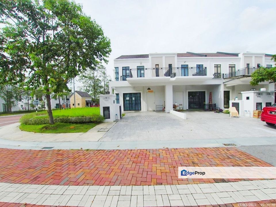 Corner Lot 2 Storey Lily Sunsuria City Sepan for Sale RM1