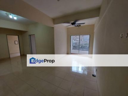 Suria Tropika Apartment Seri Kembangan near MARDI MAEPS UPM, Selangor, Serdang