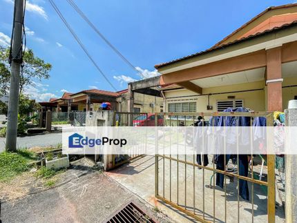 End Lot 1 Storey Tmn Langat Utama 3 Salak Tinggi, Selangor, Banting