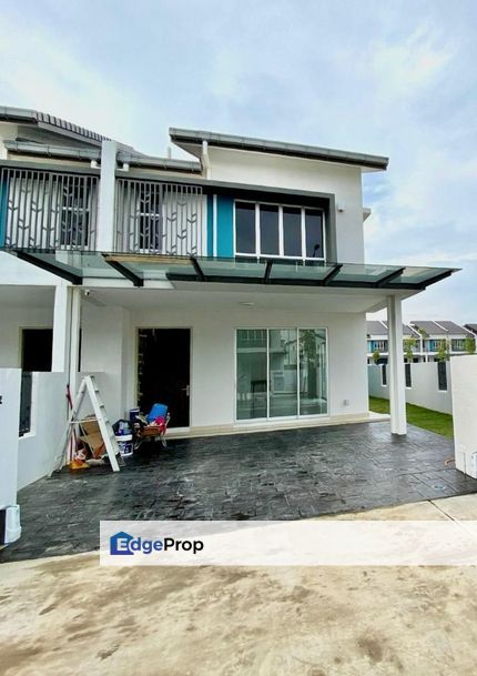 End Lot 2 Storey Serenia Amani Sepang, Selangor, Dengkil