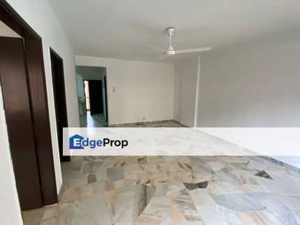 Partly Furnished Kenaria Condo Bangi, Selangor, Kajang