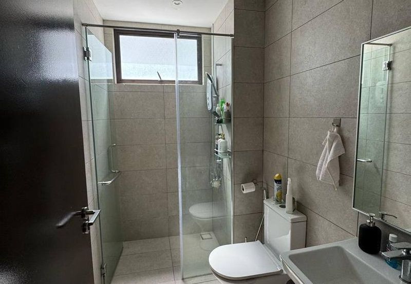 Renovated 3 Storey Terrace House The Mulia Residence Cyberjaya