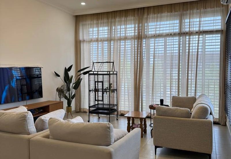 Renovated 3 Storey Terrace House The Mulia Residence Cyberjaya