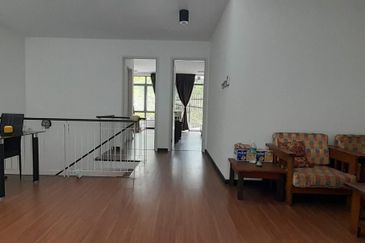 Perdana Lakeview East