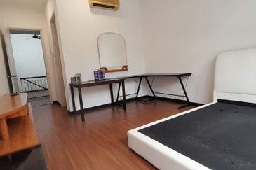 Perdana Lakeview East