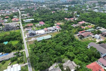 Kampung Seri Aman Luar