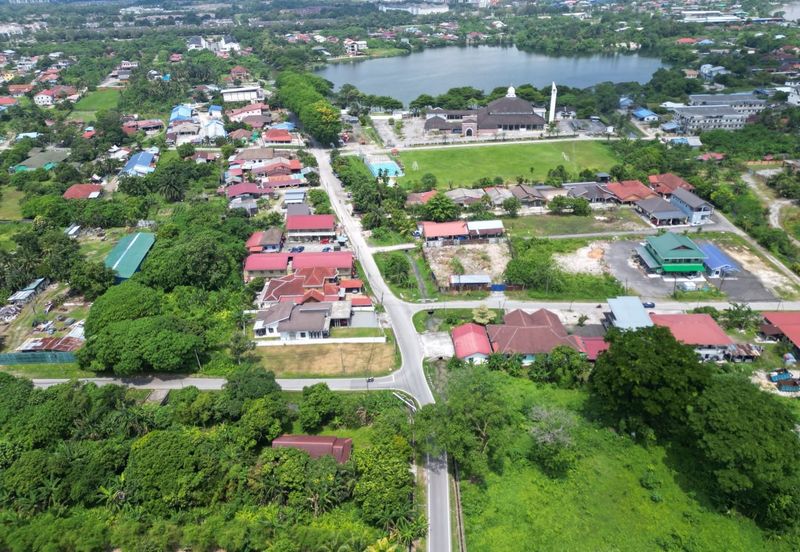 Kampung Seri Aman Luar