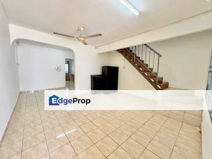 Double Storey Terrace Taman Berlian Kajang, Selangor, Kajang