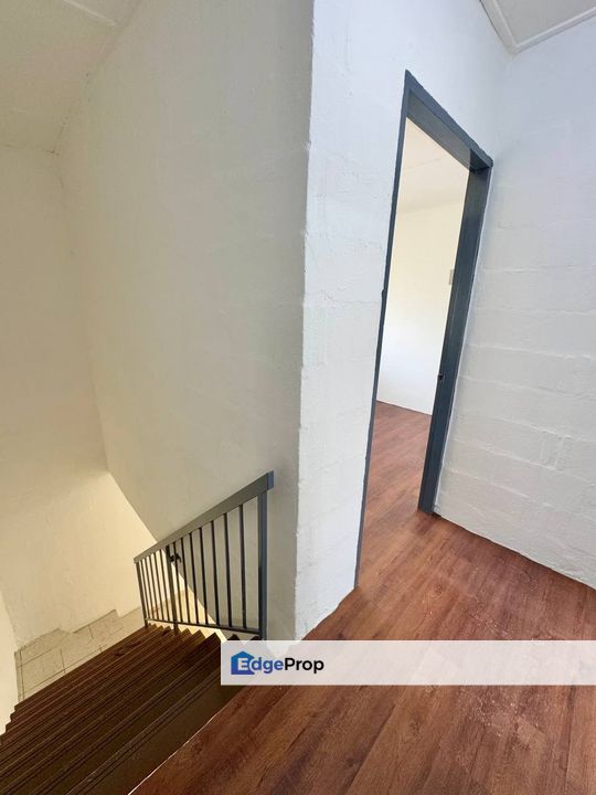 Double Storey Terrace Taman Berlian Kajang, Selangor, Kajang
