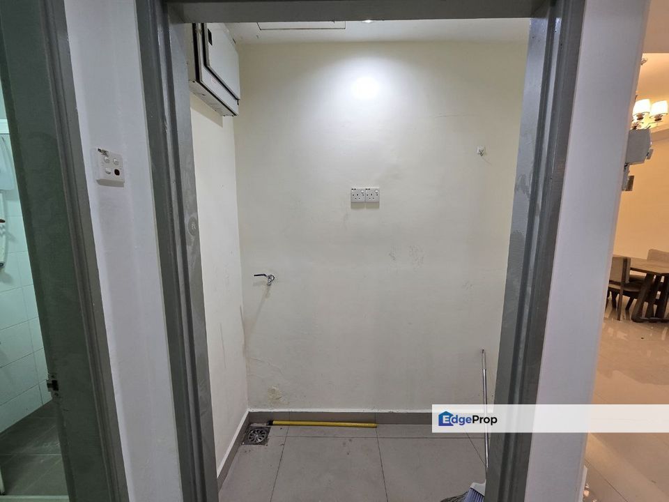 Ground Floor Townhouse Country Villa Country Heights Kajang, Selangor, Country Heights