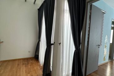 Symphony Hills Schumann