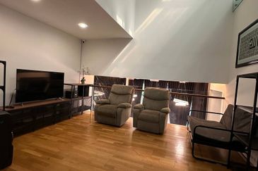 Symphony Hills Schumann