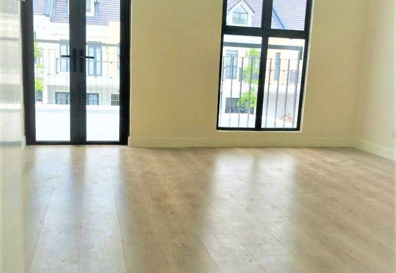 Monet Springtime @ Sunsuria City