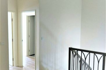 Monet Springtime @ Sunsuria City