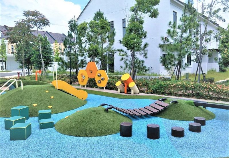 Monet Springtime @ Sunsuria City