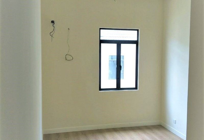 Monet Springtime @ Sunsuria City