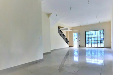 Monet Springtime @ Sunsuria City