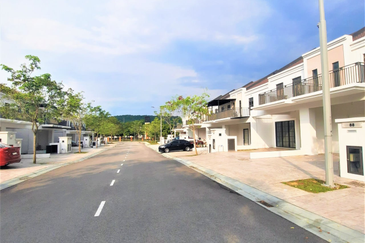 Monet Springtime @ Sunsuria City